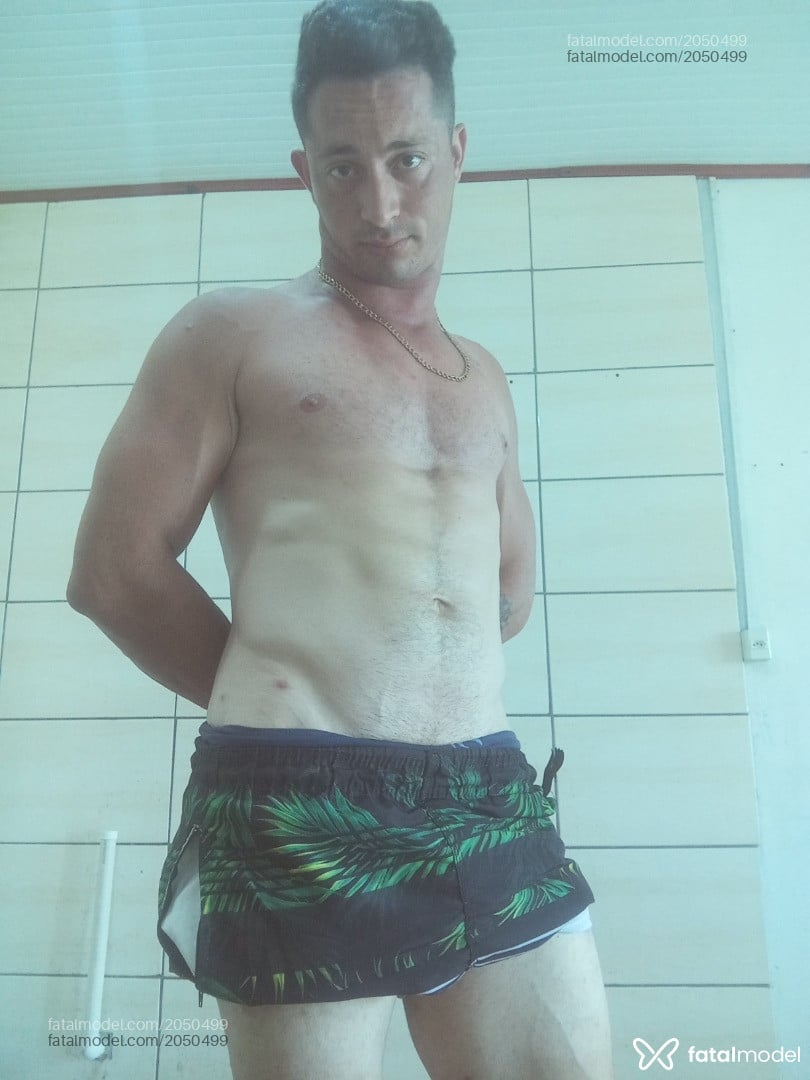 Acompanhante homem morena (o) de olhos castanhos em Taquara Acompanhante homem morena (o) de olhos castanhos em Taquara - Felipe Roehrs
