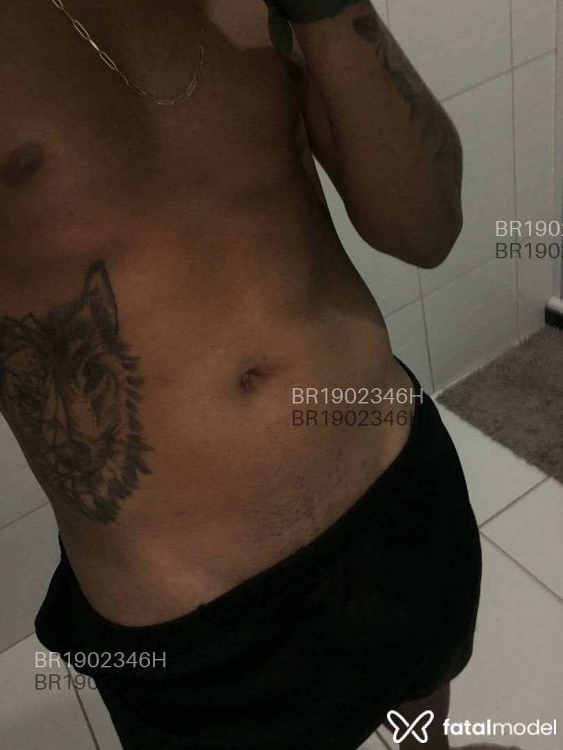 Acompanhante homem morena (o) de olhos castanhos em Rio das Ostras Acompanhante homem morena (o) de olhos castanhos em Rio das Ostras - Pkdelas