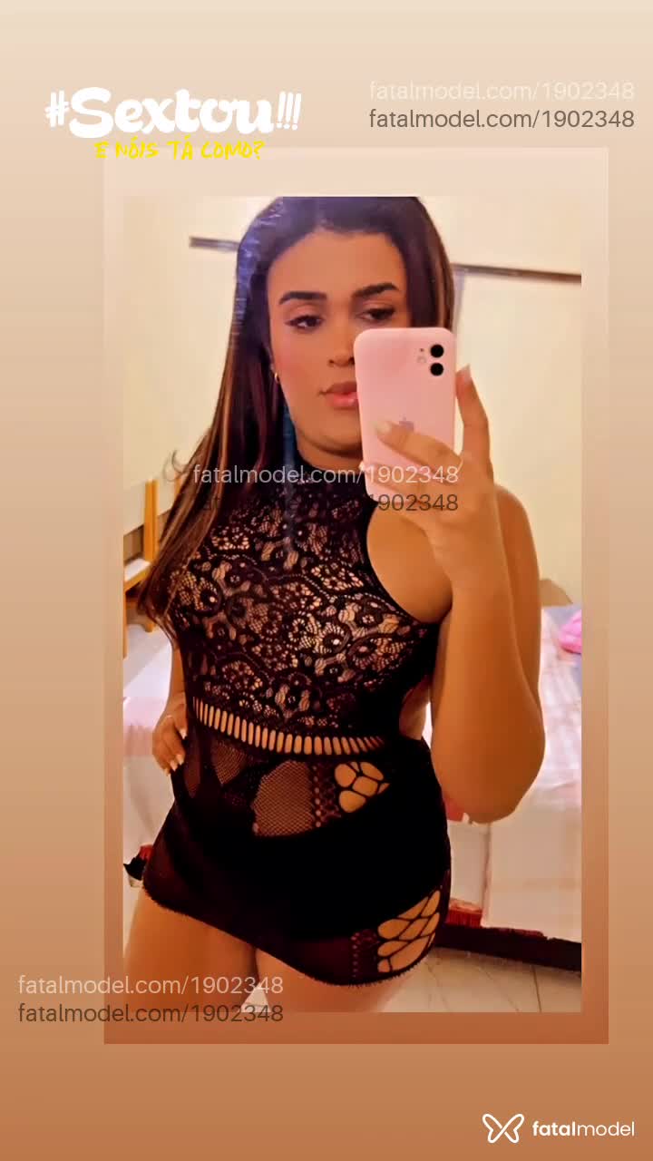 Acompanhante mulher trans com cabelo castanho de olhos pretos em Palmas - Milena