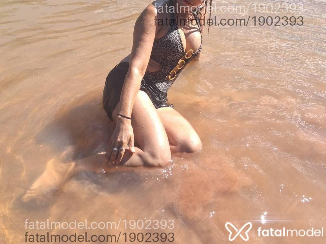 Acompanhante mulher loira (o) de olhos pretos - Janaina Acompanhante mulher loira (o) de olhos pretos - Janaina