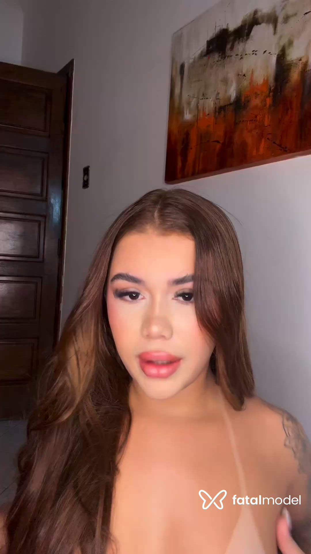 Acompanhante mulher morena (o) de olhos castanhos - Carol Acompanhante mulher morena (o) de olhos castanhos - Carol