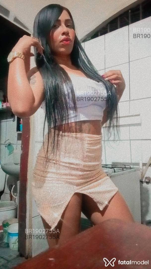 Acompanhante mulher morena (o) de olhos castanhos em Virtual Acompanhante mulher morena (o) de olhos castanhos em Virtual - Key lima