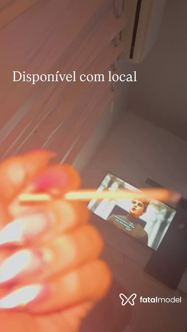 Acompanhante mulher trans morena (o) de olhos castanhos - Sthefanny