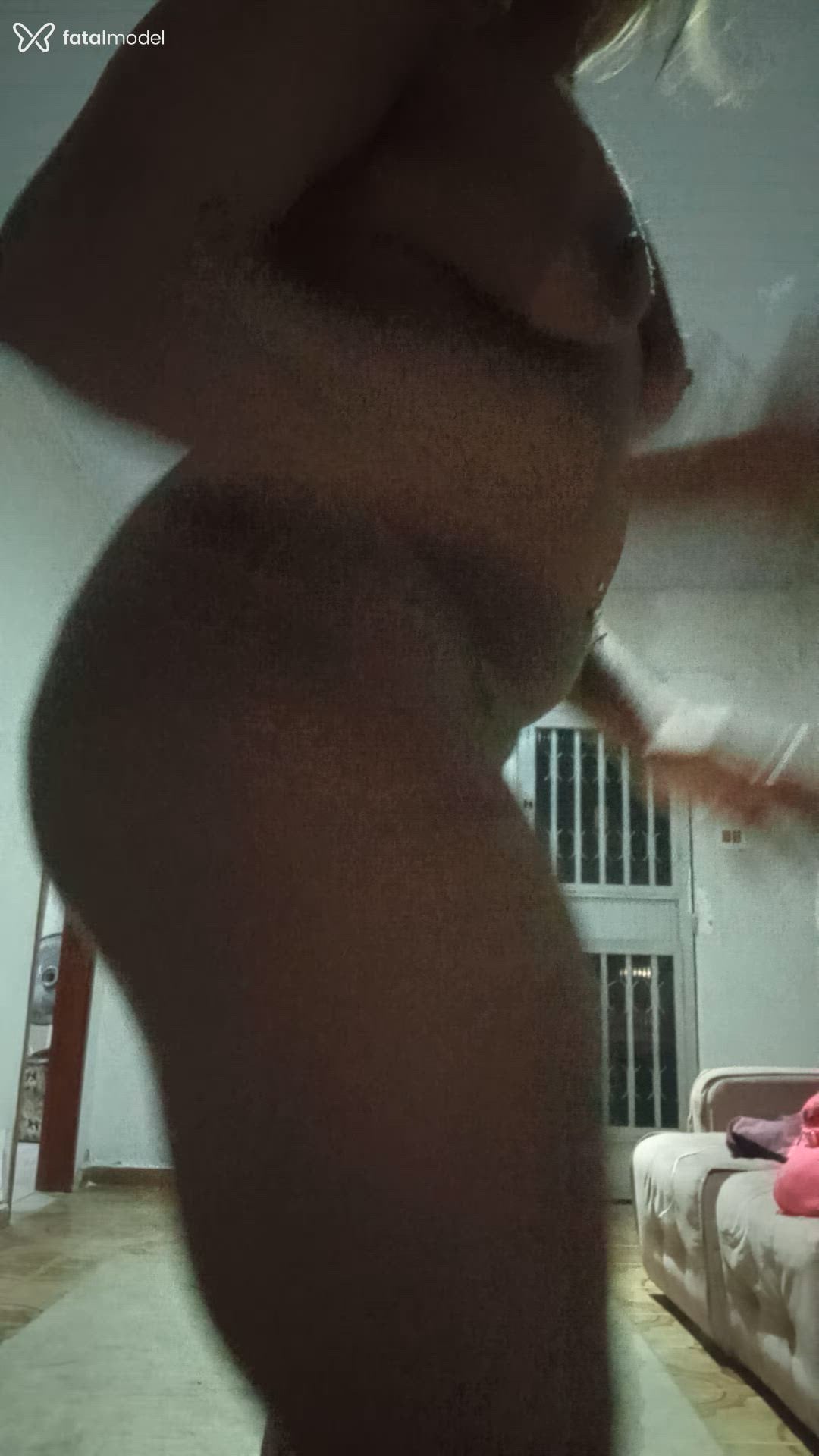 Acompanhante mulher com cabelo castanho de olhos castanhos - Faby