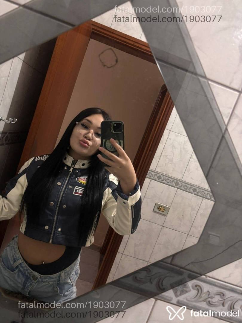 Acompanhante mulher morena (o) de olhos pretos em Itápolis - Larissa