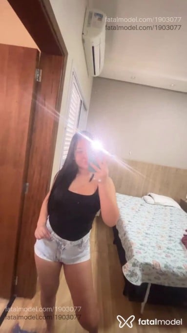Acompanhante mulher morena (o) de olhos pretos em Itápolis - Larissa