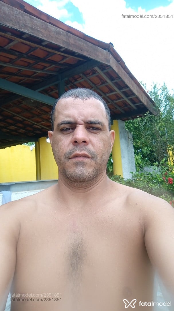 Acompanhante homem morena (o) de olhos castanhos em Caruaru Acompanhante homem morena (o) de olhos castanhos em Caruaru - Lima