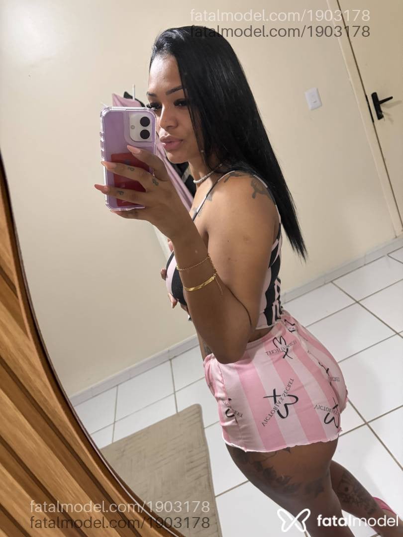 Acompanhante mulher morena (o) de olhos castanhos - Melissa Siqueira