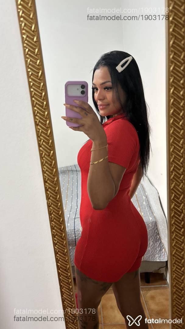 Acompanhante mulher morena (o) de olhos castanhos - Melissa Siqueira