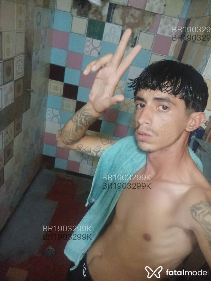 Acompanhante homem com cabelo castanho de olhos pretos em São Paulo Acompanhante homem com cabelo castanho de olhos pretos em São Paulo - Marcelo magrelo