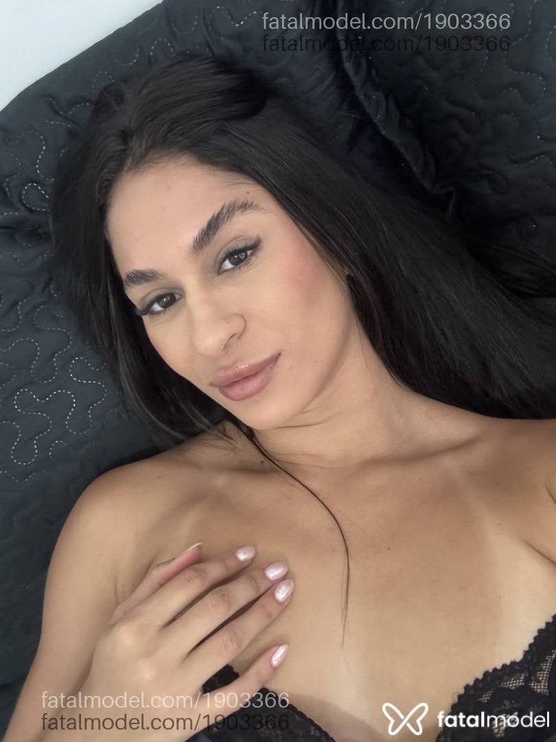Acompanhante mulher morena (o) de olhos castanhos em Vitória - Pietra