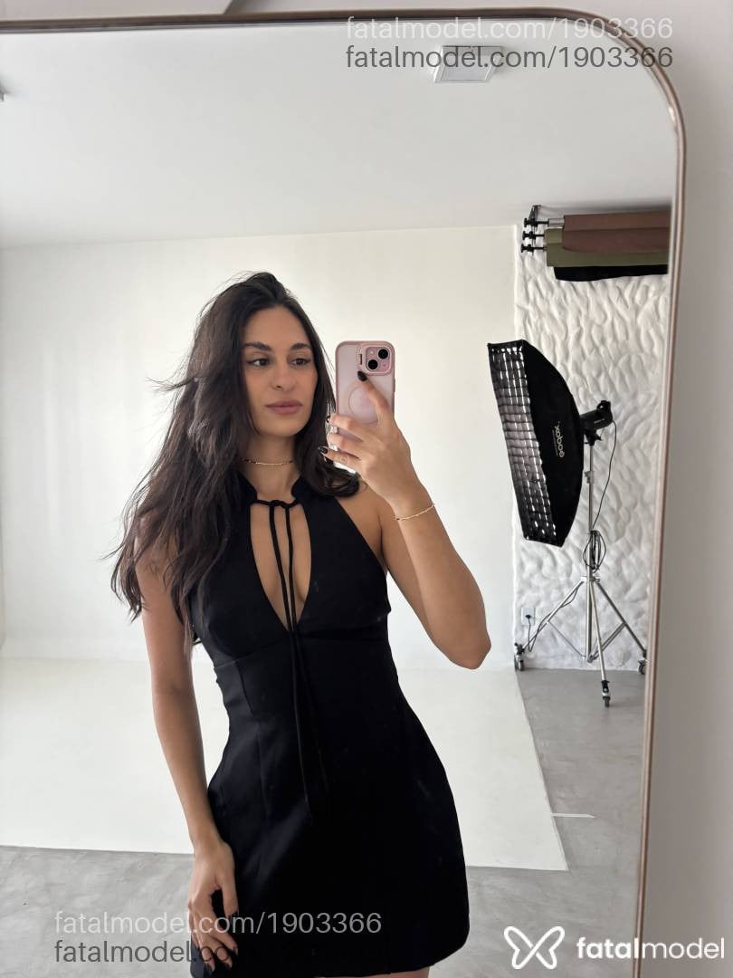 Acompanhante mulher morena (o) de olhos castanhos - Pietra