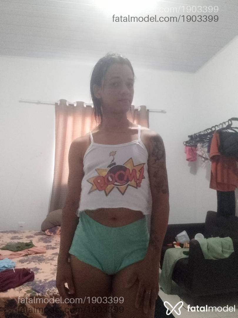 Acompanhante mulher trans morena (o) de olhos castanhos - Naomi Sofi