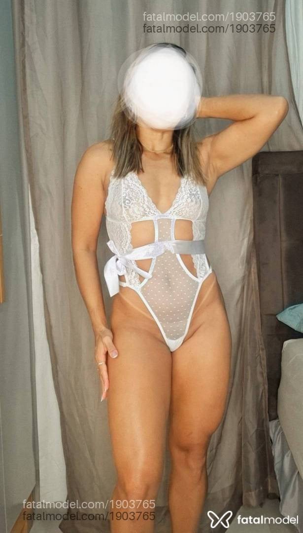 Acompanhante mulher loira (o) de olhos pretos em Araguaína - Sol carvalho
