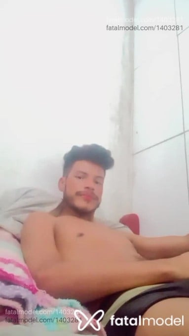 Acompanhante homem morena (o) de olhos castanhos em Belém Acompanhante homem morena (o) de olhos castanhos em Belém - Carlos iurley