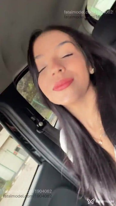 Acompanhante mulher morena (o) de olhos pretos - Maitê Acompanhante mulher morena (o) de olhos pretos - Maitê