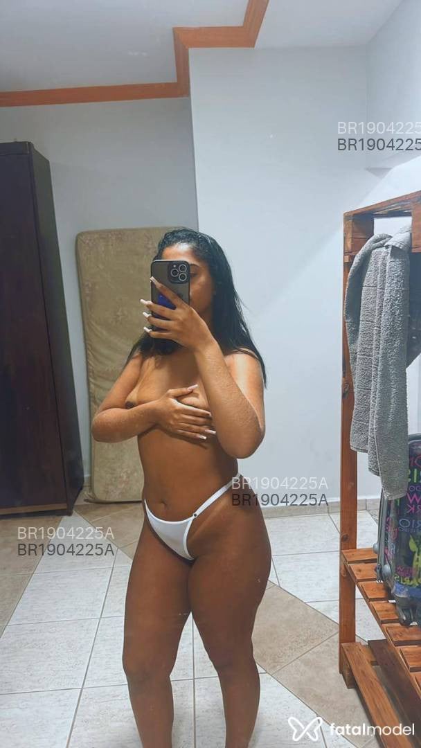 Acompanhante mulher morena (o) de olhos castanhos em Uberaba - Nina santos