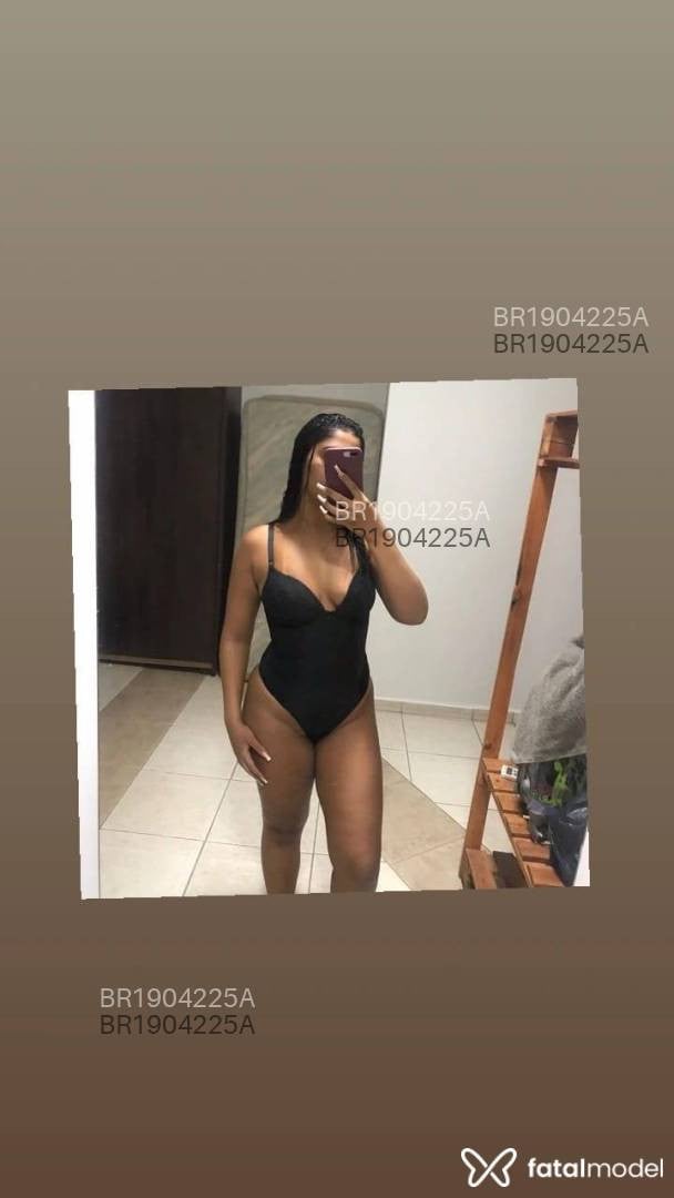 Acompanhante mulher morena (o) de olhos castanhos em Uberaba - Nina santos