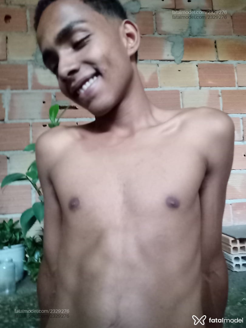 Acompanhante homem morena (o) de olhos pretos - Lelezinho Acompanhante homem morena (o) de olhos pretos - Lelezinho