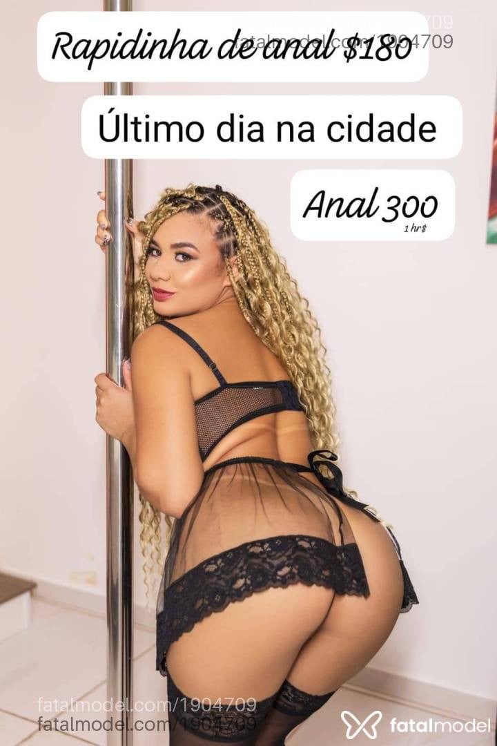 Acompanhante mulher loira (o) de olhos mel em Caruaru - Bela Aurora