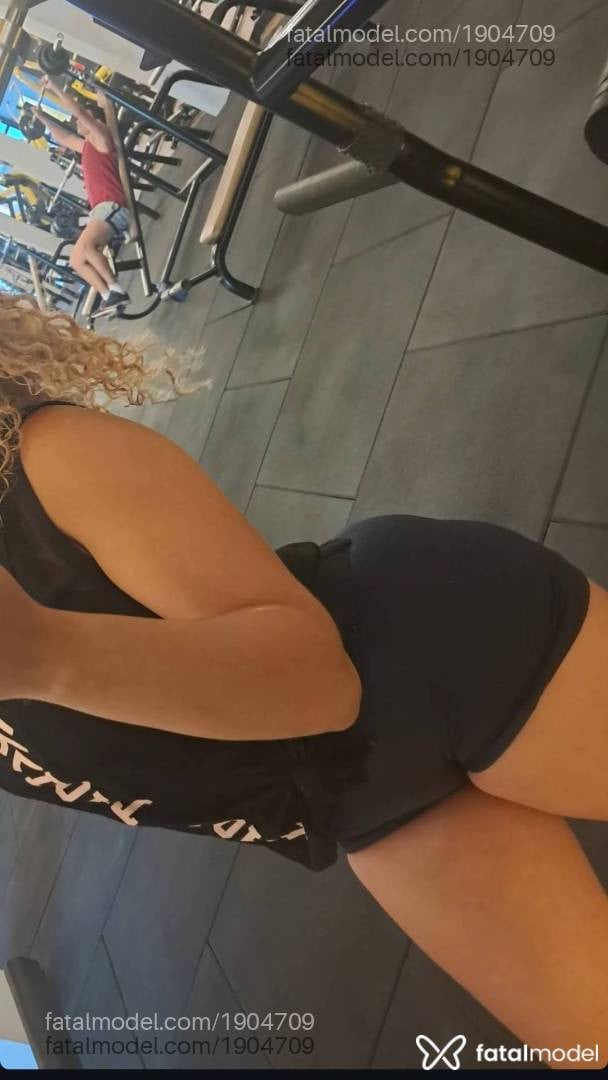 Acompanhante mulher loira (o) de olhos mel em Serra Talhada - Bela Aurora
