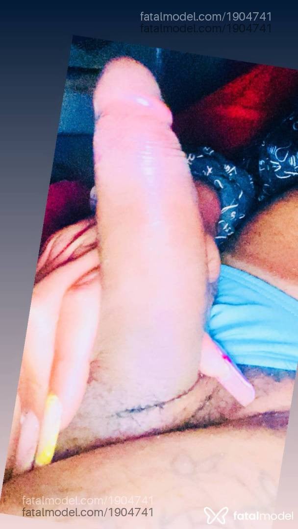 Acompanhante mulher trans morena (o) de olhos castanhos - Yasmim Fox