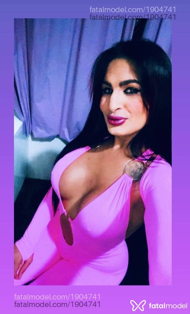 Acompanhante mulher trans morena (o) de olhos castanhos em Canoas - Yasmim Fox