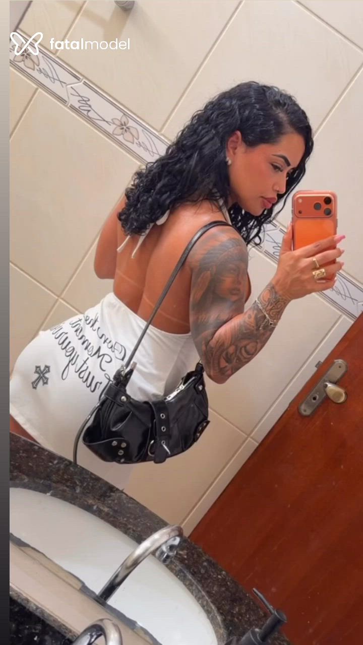 Acompanhante mulher morena (o) de olhos castanhos - Tayná