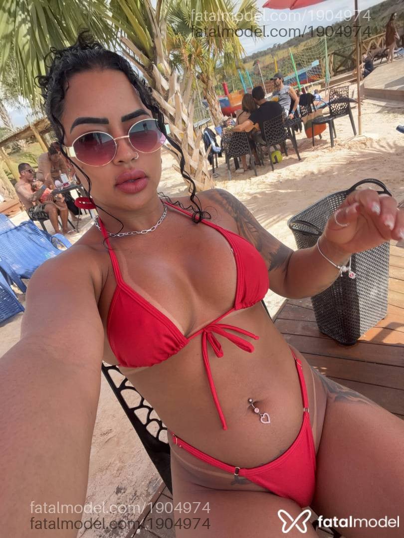 Acompanhante mulher morena (o) de olhos castanhos - Tayná