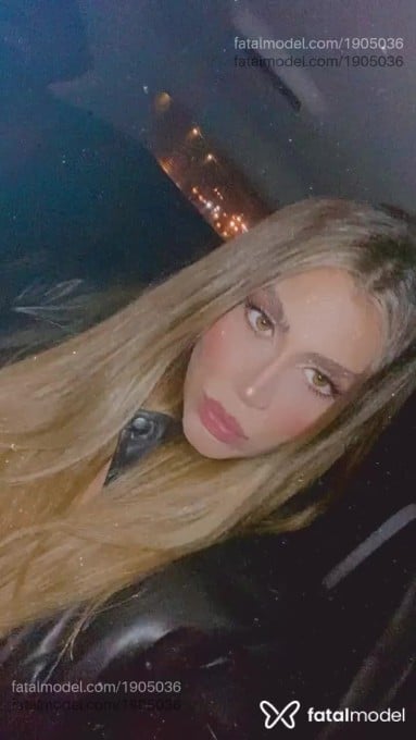 Acompanhante mulher loira (o) de olhos castanhos em Araguari - Letícia Prado