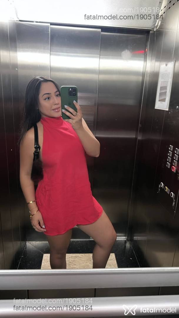 Acompanhante mulher com cabelo castanho de olhos castanhos em Arcoverde - Gabriella Lopes