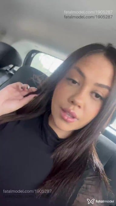Acompanhante mulher com cabelo castanho de olhos castanhos em Rio Claro - Melissa