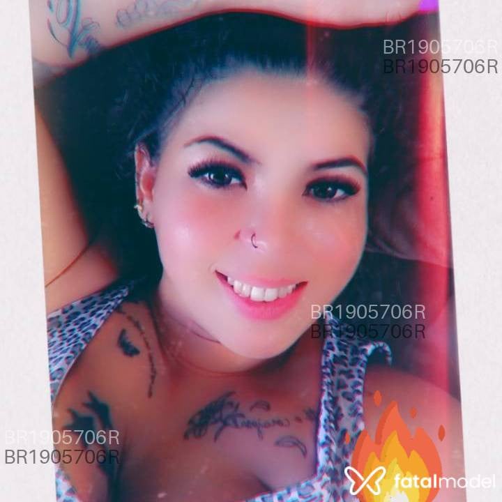 Acompanhante mulher morena (o) de olhos castanhos em Criciúma Acompanhante mulher morena (o) de olhos castanhos em Criciúma - Janaeu