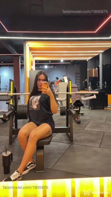 Acompanhante mulher trans morena (o) de olhos castanhos em Uberlândia Acompanhante mulher trans morena (o) de olhos castanhos em Uberlândia - Ayarla