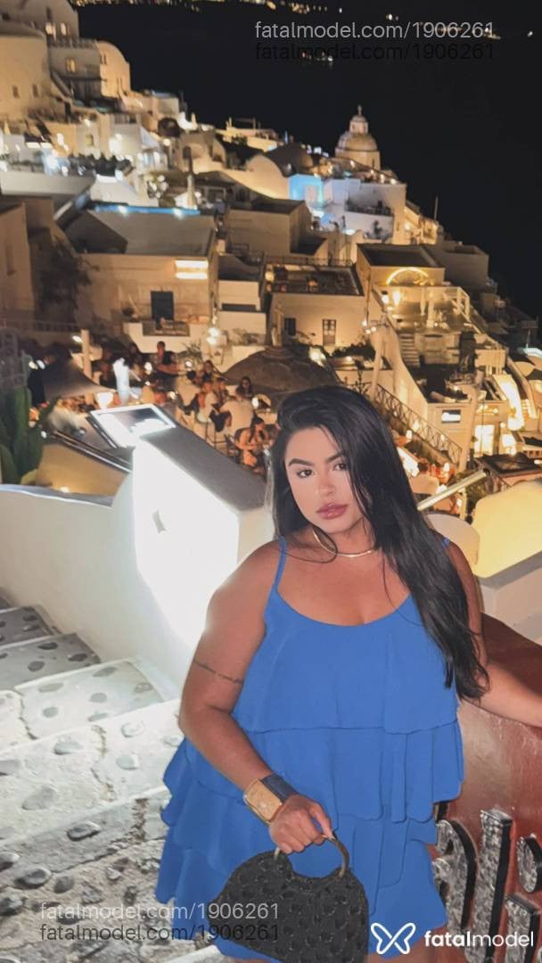 Acompanhante mulher morena (o) de olhos castanhos - Mila