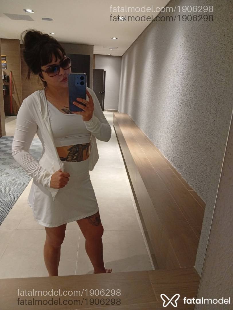 Acompanhante mulher com cabelo castanho de olhos castanhos em Sorocaba - Surya