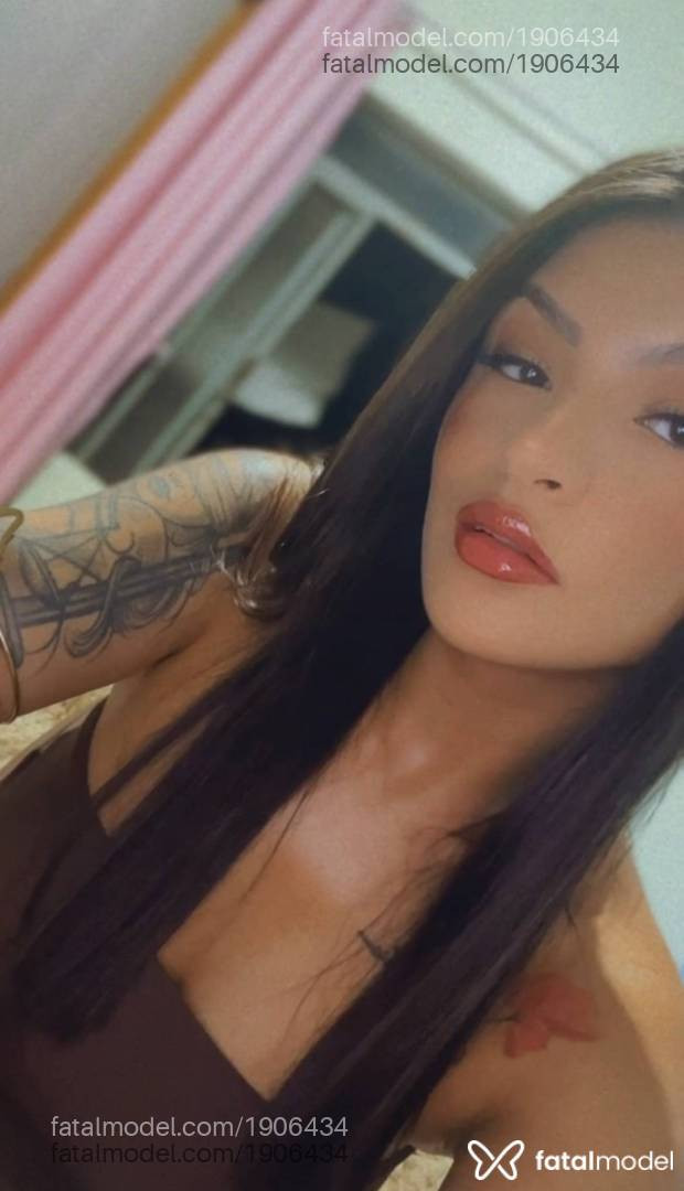 Acompanhante mulher com cabelo castanho de olhos castanhos em Cascavel - Eloa Vargas