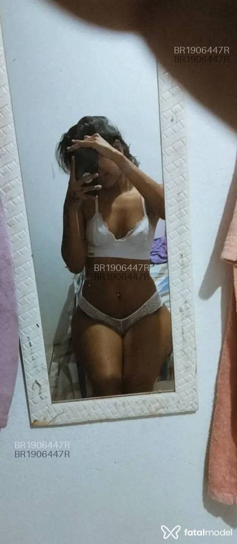 Acompanhante mulher morena (o) de olhos castanhos em Tubarão - Ana Lu