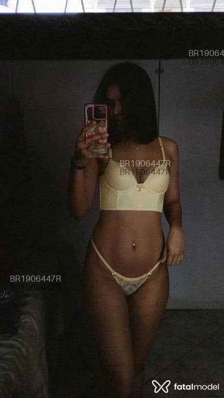 Acompanhante mulher morena (o) de olhos castanhos em Tubarão - Ana Lu