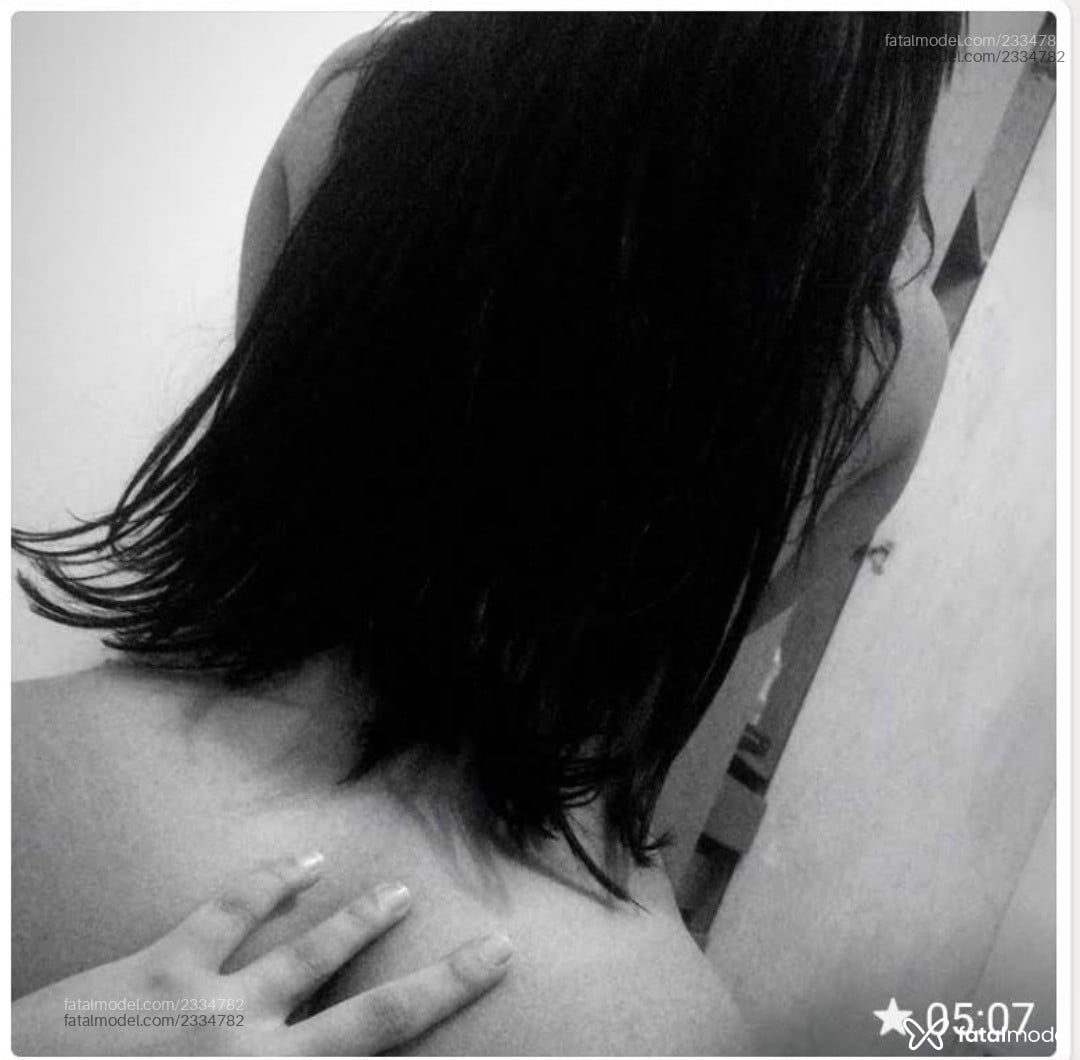 Acompanhante mulher com cabelo castanho de olhos castanhos em Virtual Acompanhante mulher com cabelo castanho de olhos castanhos em Virtual - Sereiahot