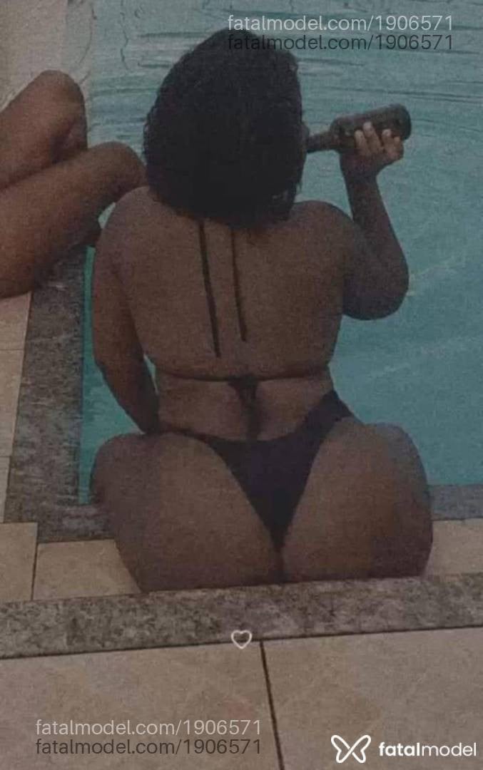 Acompanhante mulher morena (o) de olhos pretos em Divinópolis - Luiza