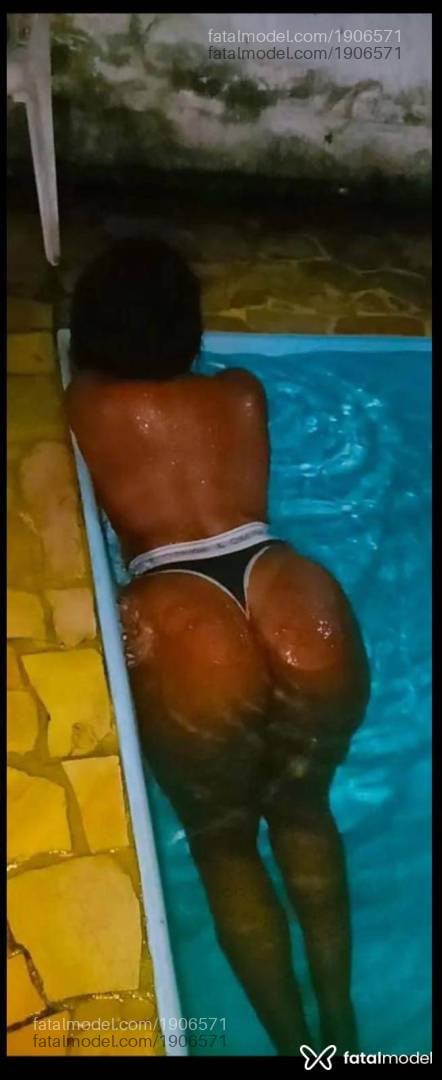 Acompanhante mulher morena (o) de olhos pretos em Divinópolis - Luiza