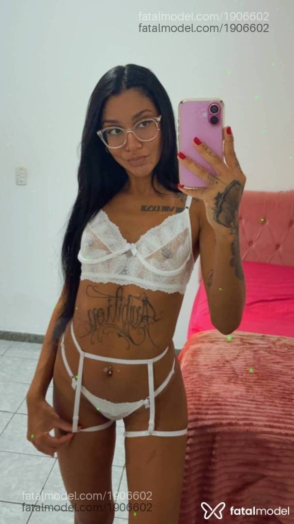 Acompanhante mulher com cabelo castanho de olhos castanhos - Natasha Santos