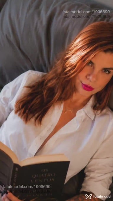 Acompanhante mulher ruiva (o) de olhos verdes em Criciúma - Victória Ferraz