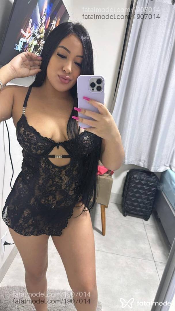 Acompanhante mulher morena (o) de olhos castanhos - Nicolly
