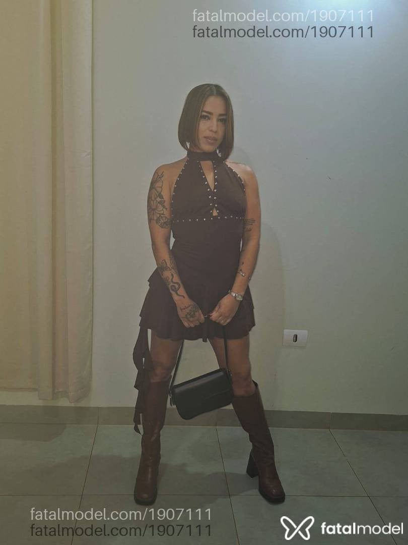 Acompanhante mulher morena (o) de olhos castanhos em Campo Mourão - Mirella