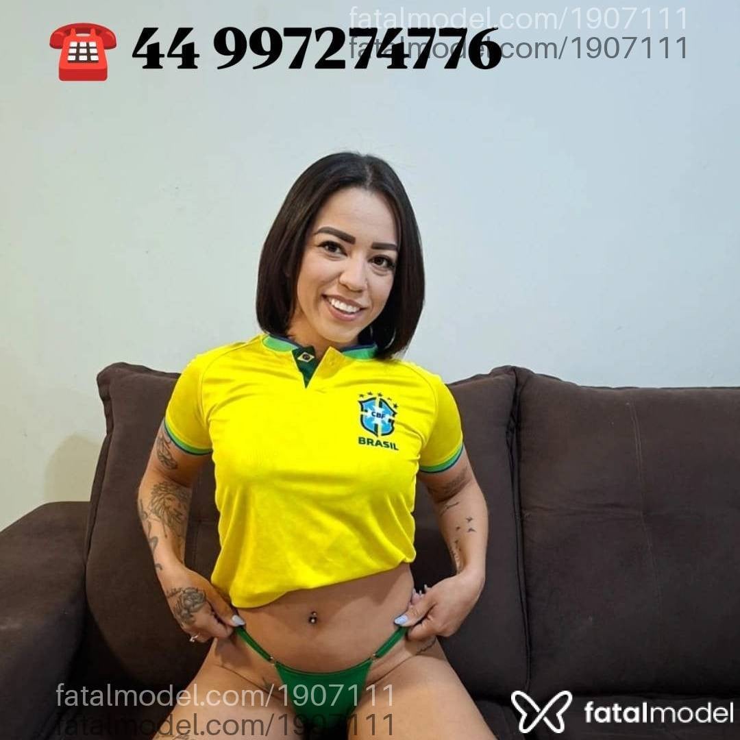 Acompanhante mulher morena (o) de olhos castanhos - Mirella
