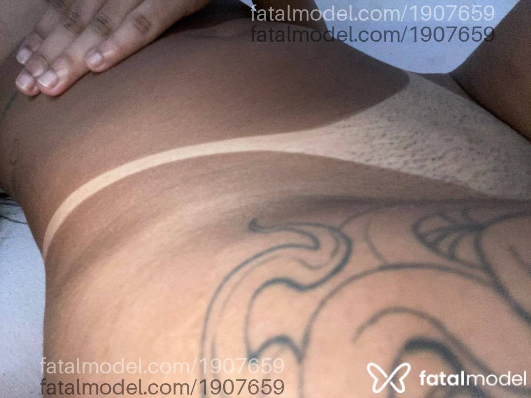 Acompanhante mulher morena (o) de olhos pretos - Nicoly