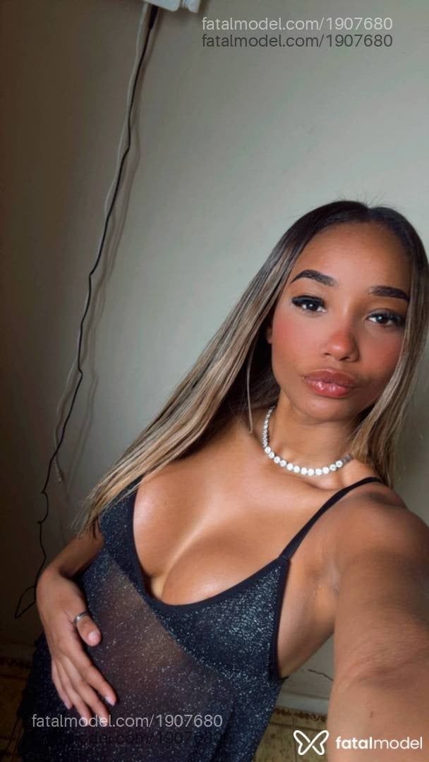 Acompanhante mulher morena (o) de olhos pretos em Campos dos Goytacazes - Thay Mendes