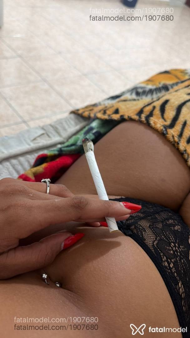 Acompanhante mulher morena (o) de olhos pretos em Campos dos Goytacazes - Thay Mendes